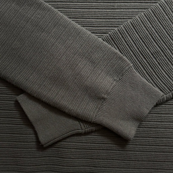 🌑 NWT CLUB MONACO | Links Stripe Crewneck - Picture 5 of 9